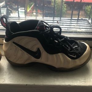 2010 Nike pearl foamposites.